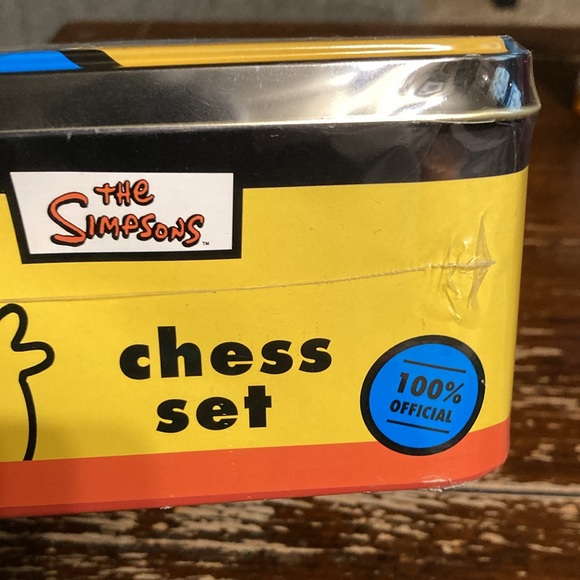 Vintage 2002 The Simpsons chess game , sealed in factory plastic - Picture 3 of 17